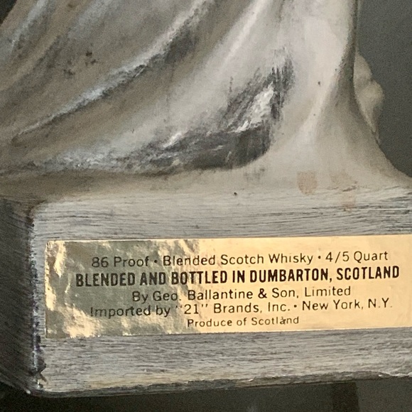 🚩SOLD🚩 Vintage Mid-Century Medieval Guard Knight in Silver Armor Statuette - Picture 8 of 13